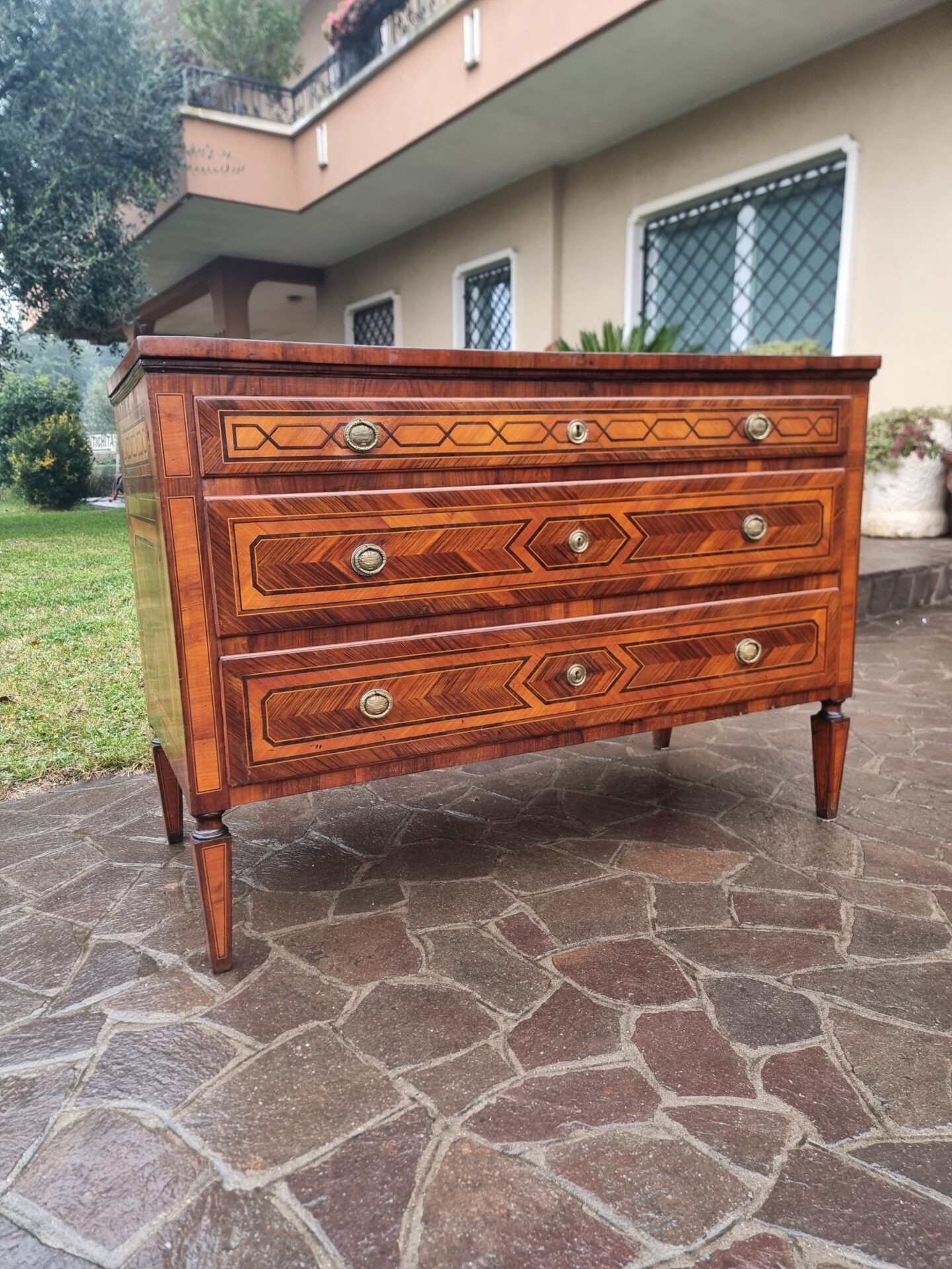 Cassettone emiliano